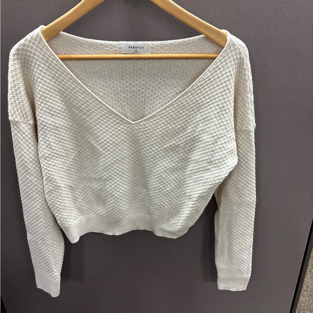 Babaton Off-White Textured V-Neck Sweater